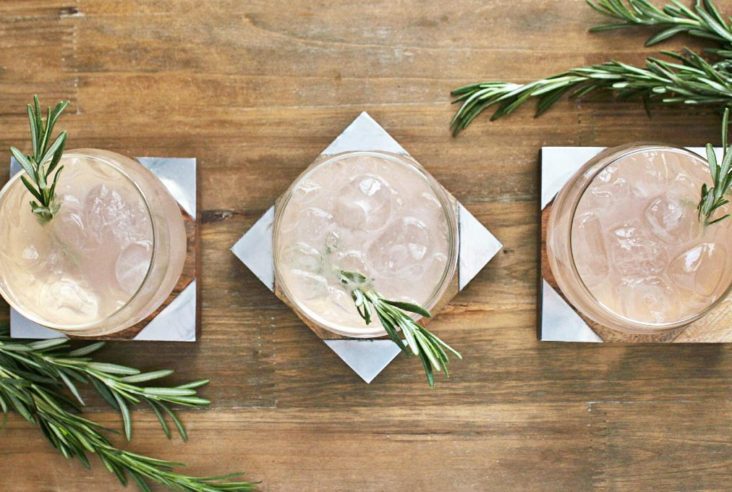 A refreshingly different Spring cocktail made with Skinos Mastiha, grapefruit, and rosemary syrup #cocktail #mastic #Greek #beverages