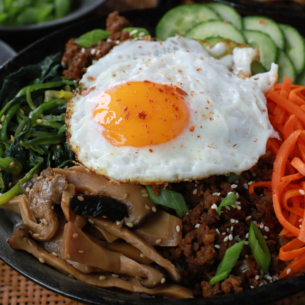 Beef Bibimbap (Korean Rice Bowl) Dish 'n' the Kitchen