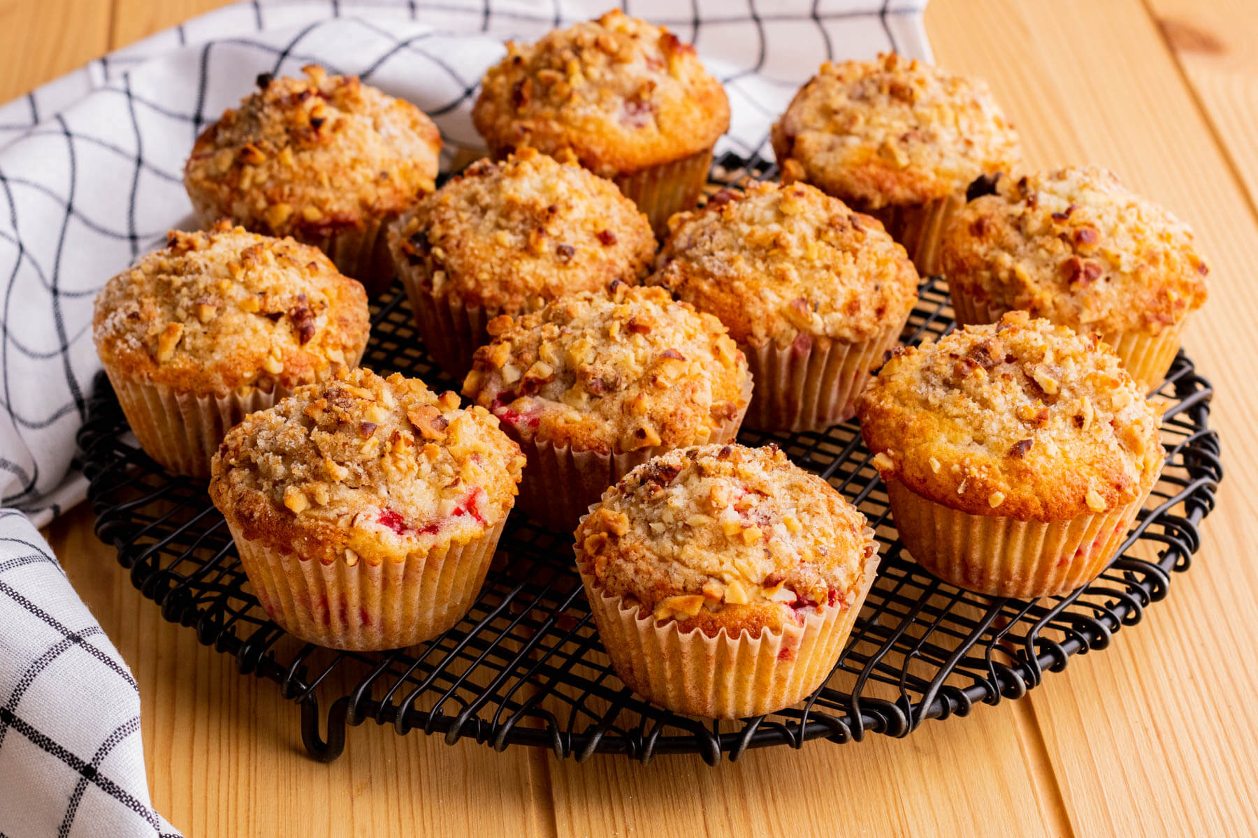 Strawberry Rhubarb Muffins with Streusel