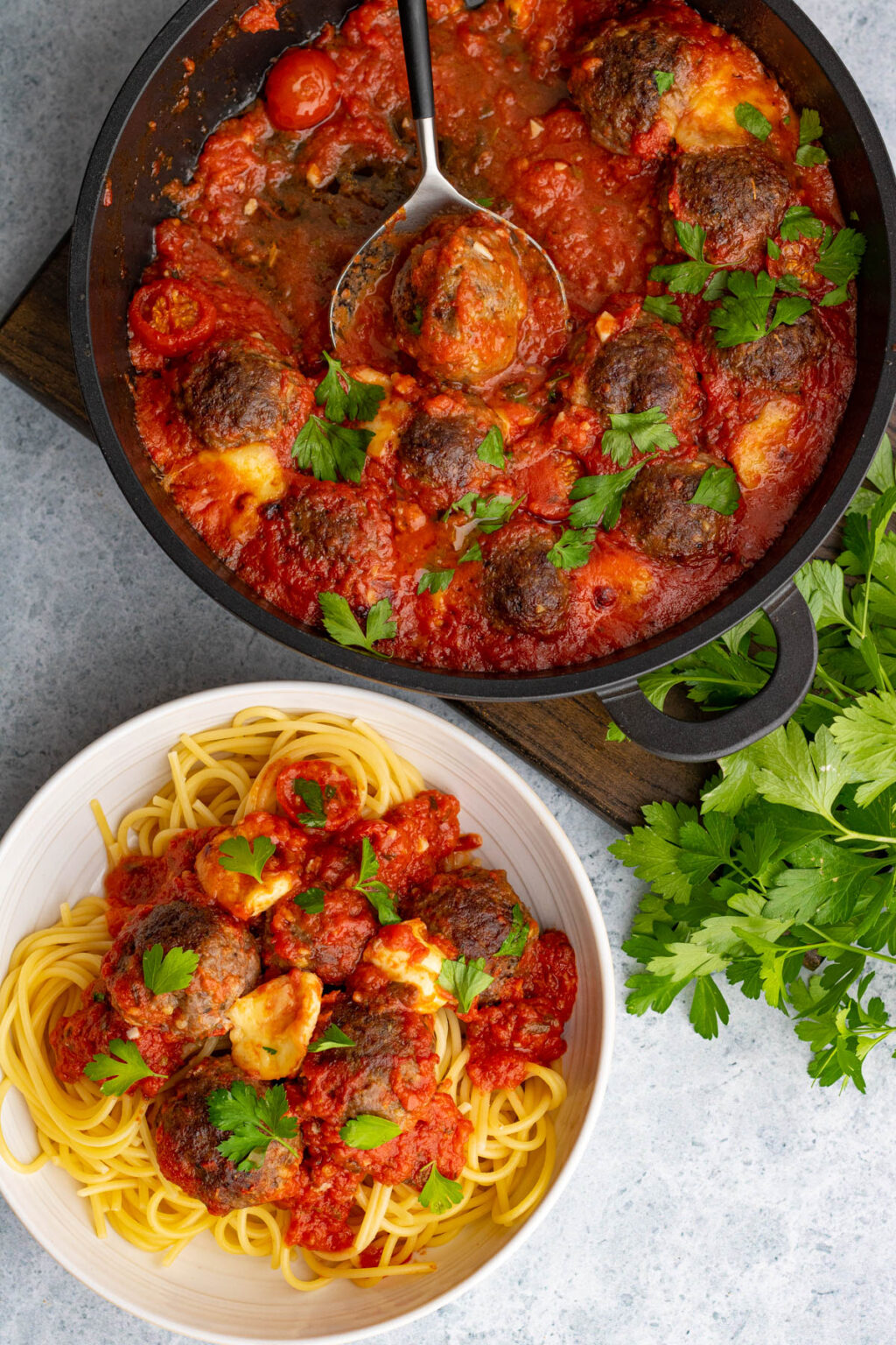 Oven Baked Meatballs with Sauce Dish 'n' the Kitchen