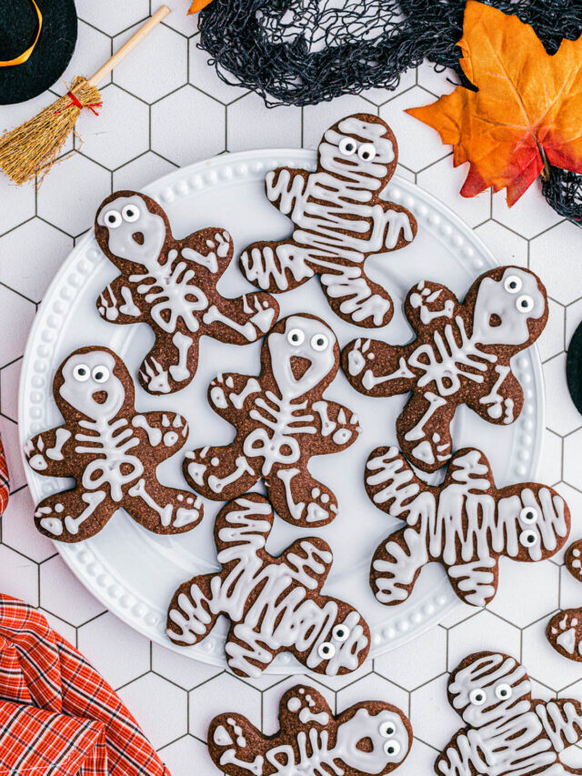 Simply Spooky Halloween Sugar Cookies