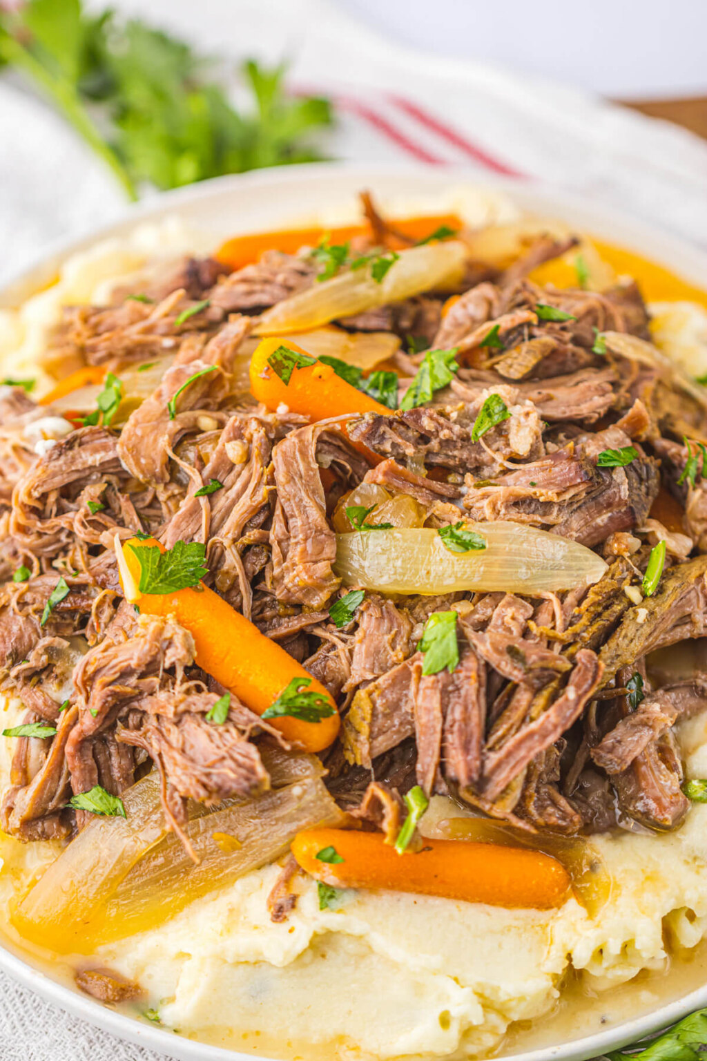 Easy Crock Pot Chuck Roast Dish 'n' the Kitchen