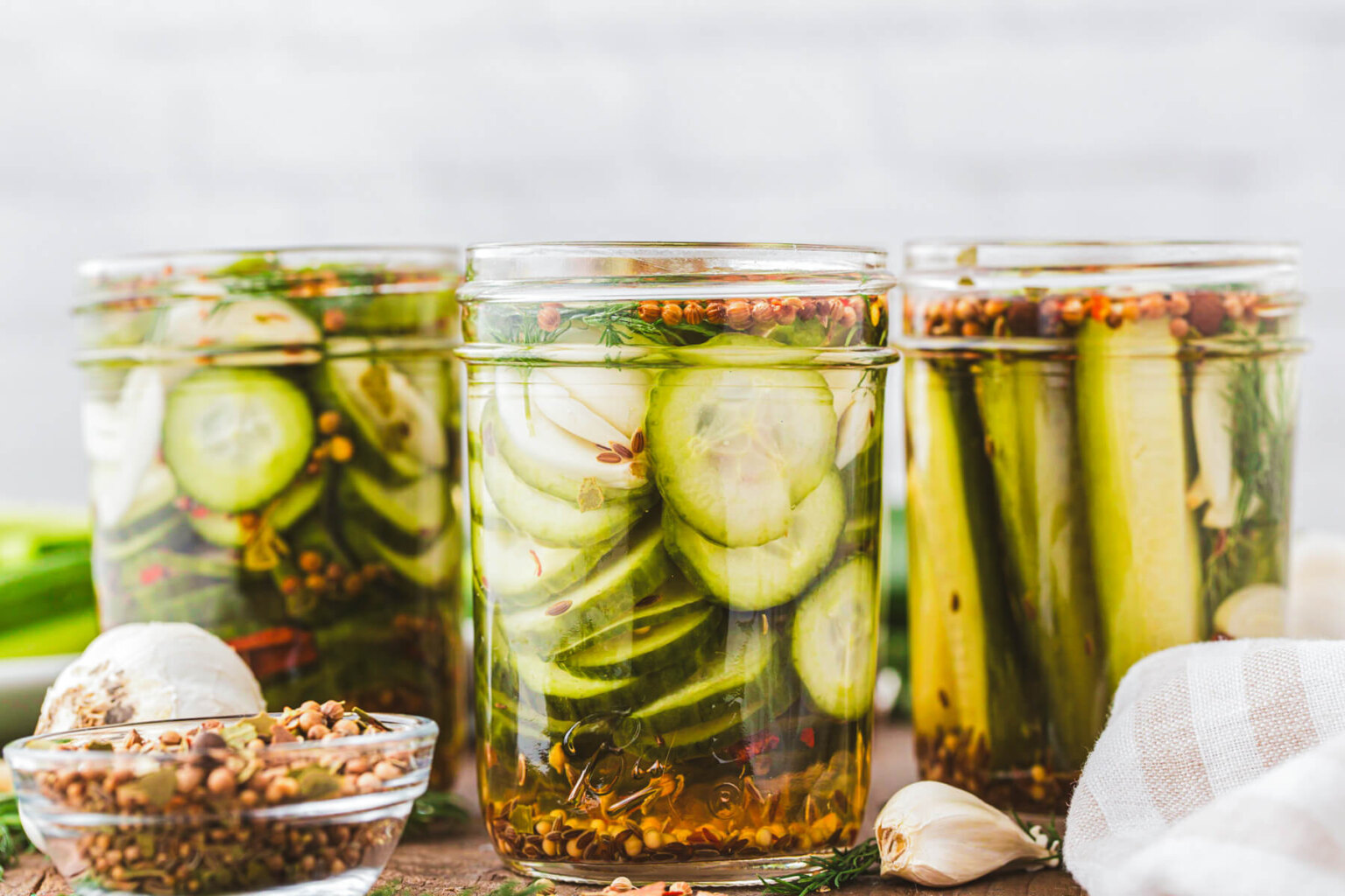 Refrigerator Dill Pickles - Dish 'n' the Kitchen