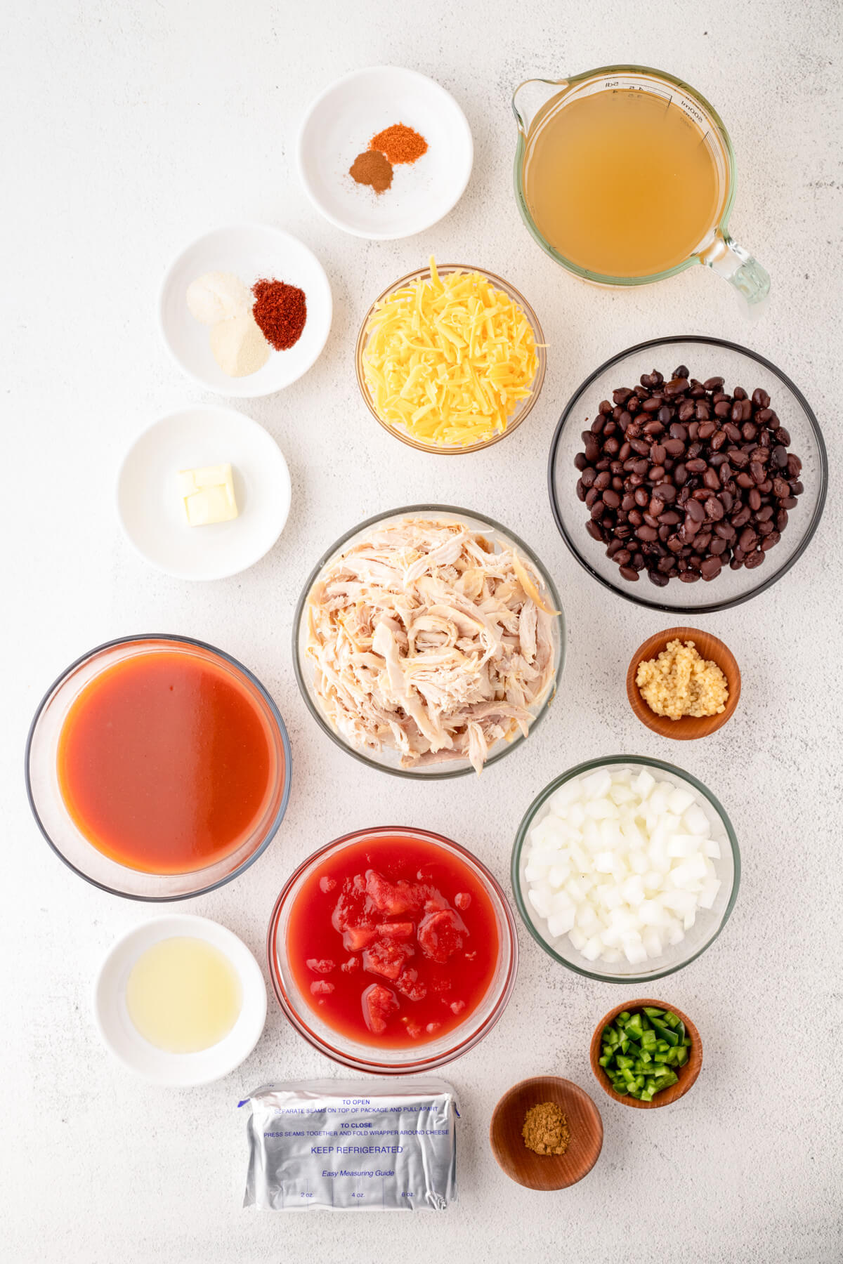 ingredients required to make Creamy Chicken Enchilada Soup.