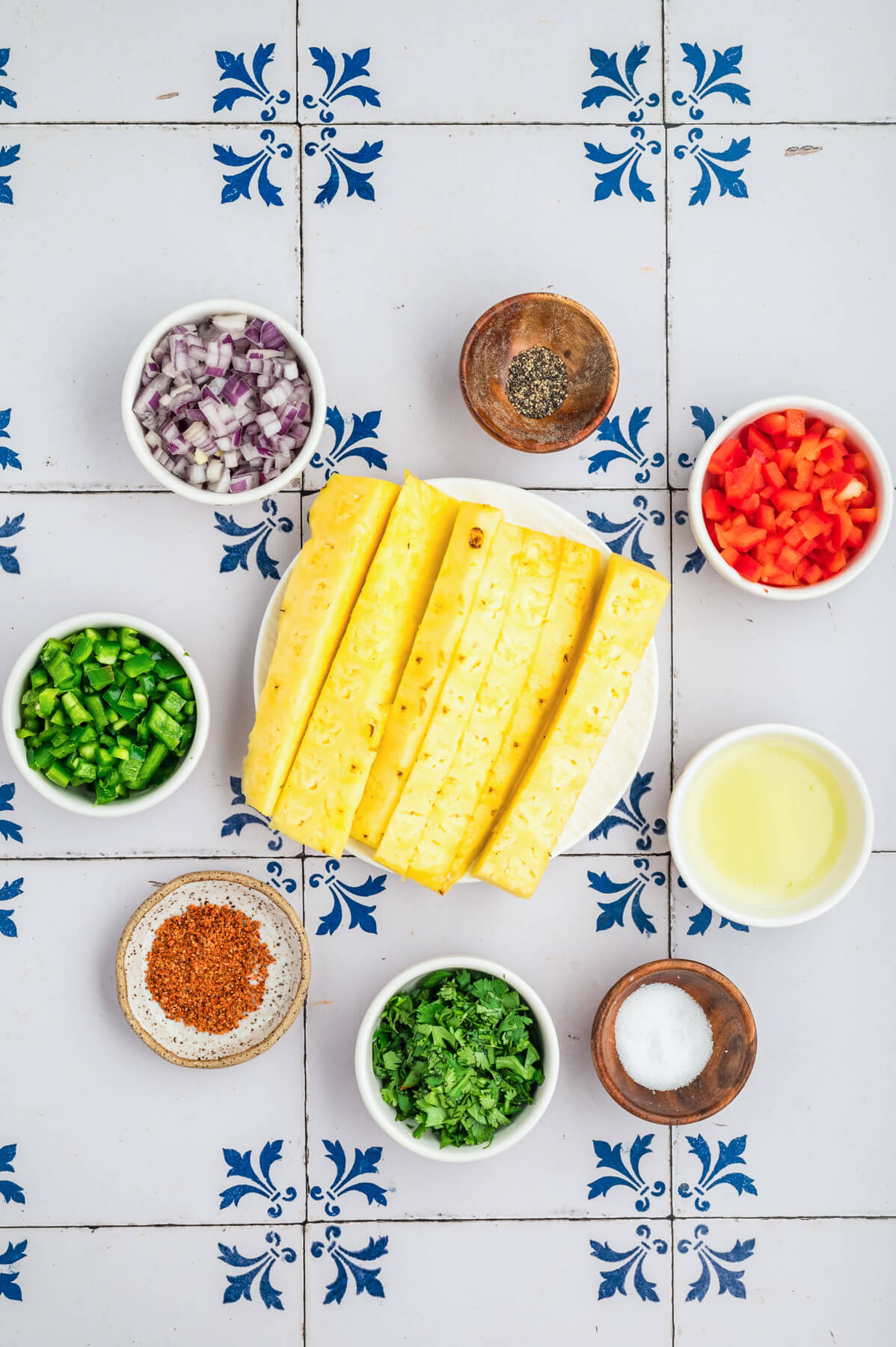 Ingredients required to make Grilled Pineapple Salsa.