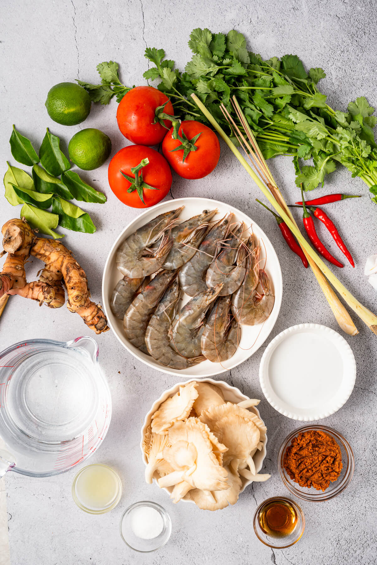 Ingredients required to make Shrimp Tom Yum Soup.
