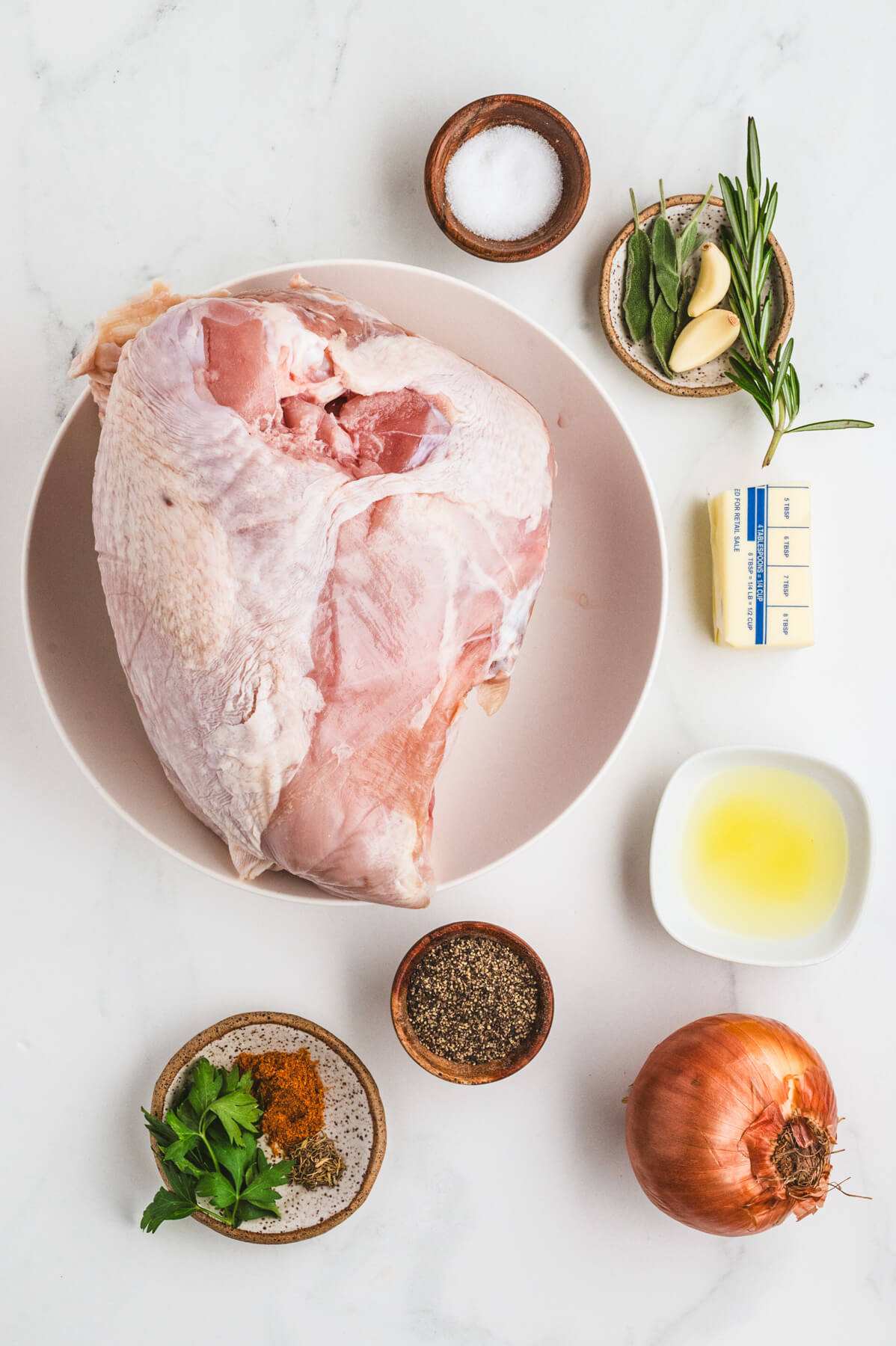 Ingredients required to make a slow cooker turkey breast.