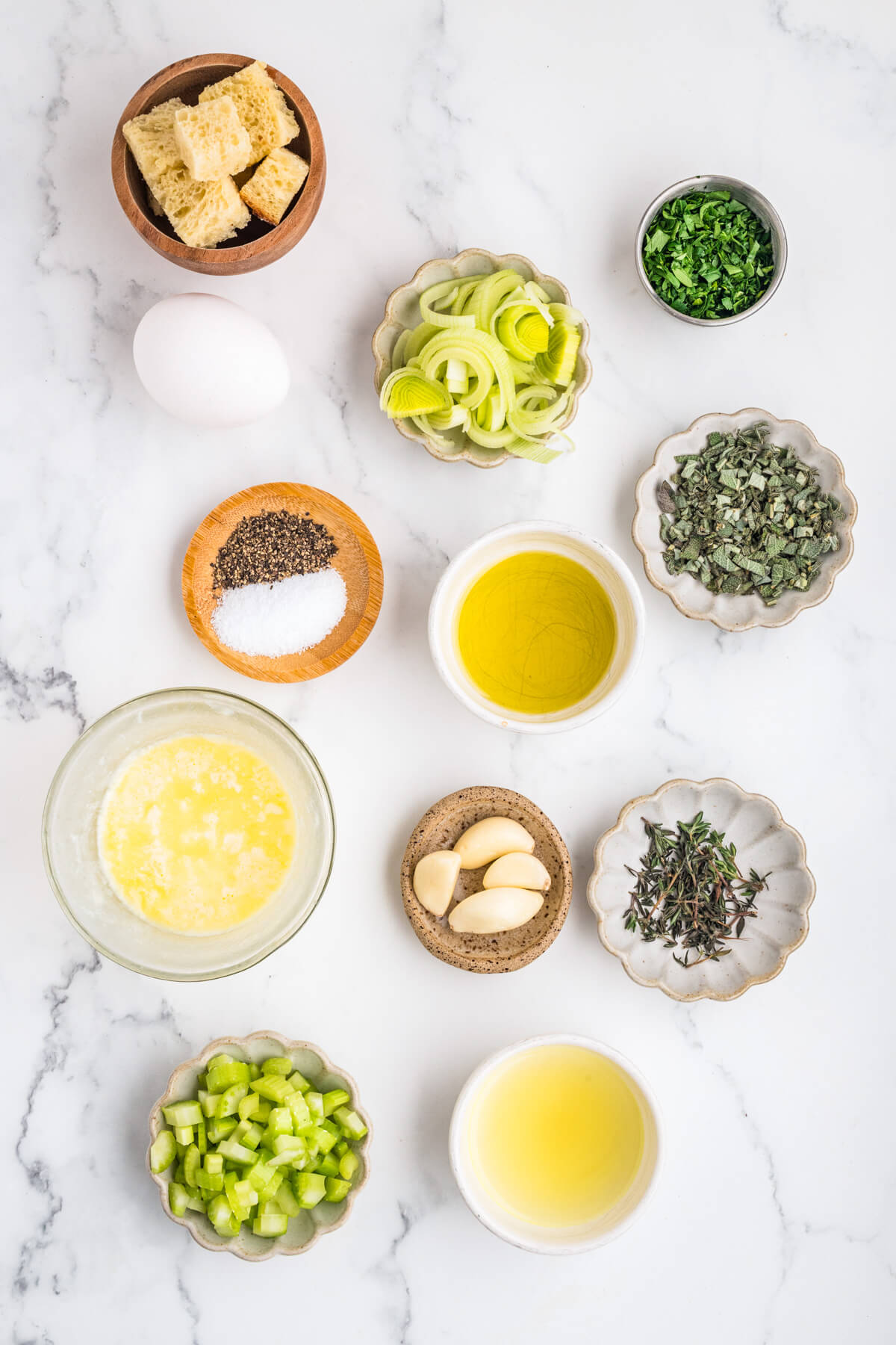 Ingredients required to make sourdough stuffing.
